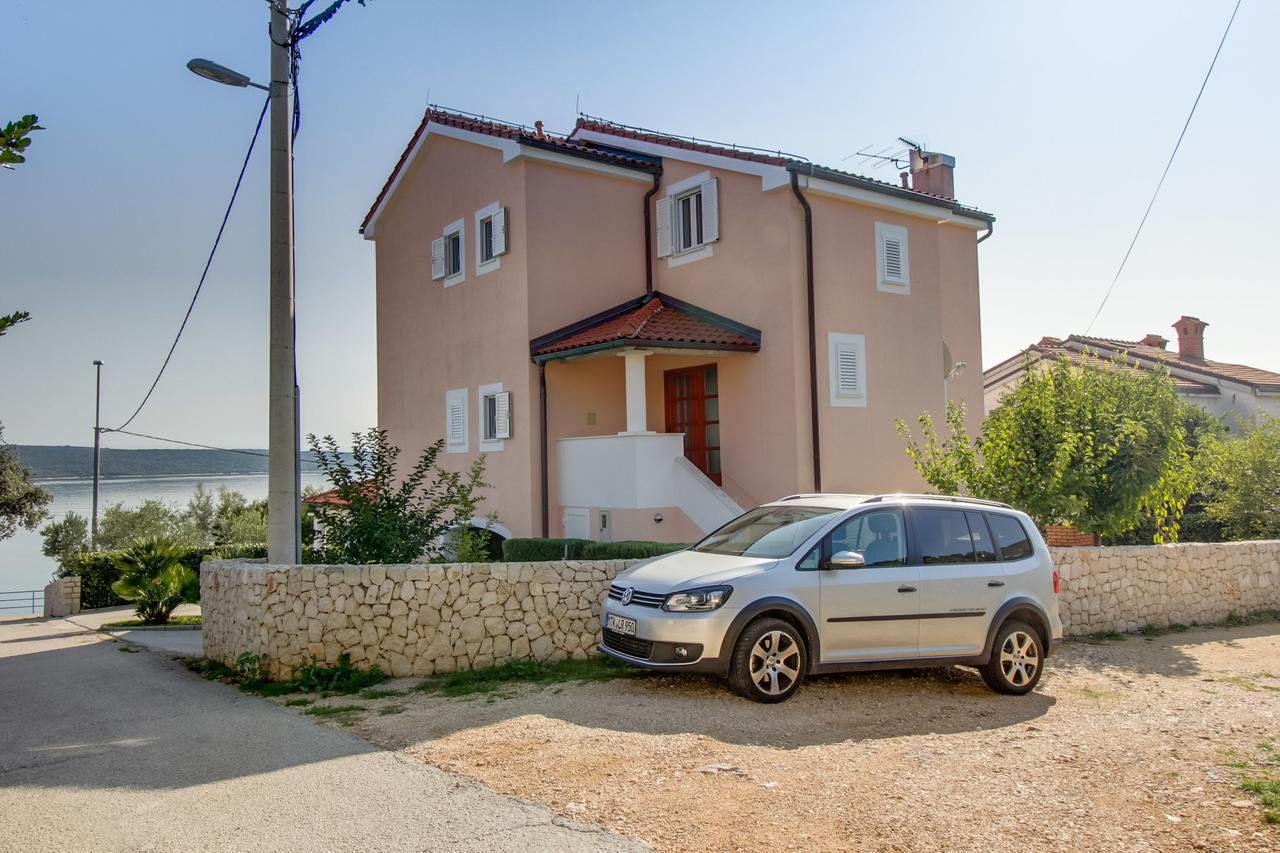 Apartments Del Sole Nerezine Szoba fotó